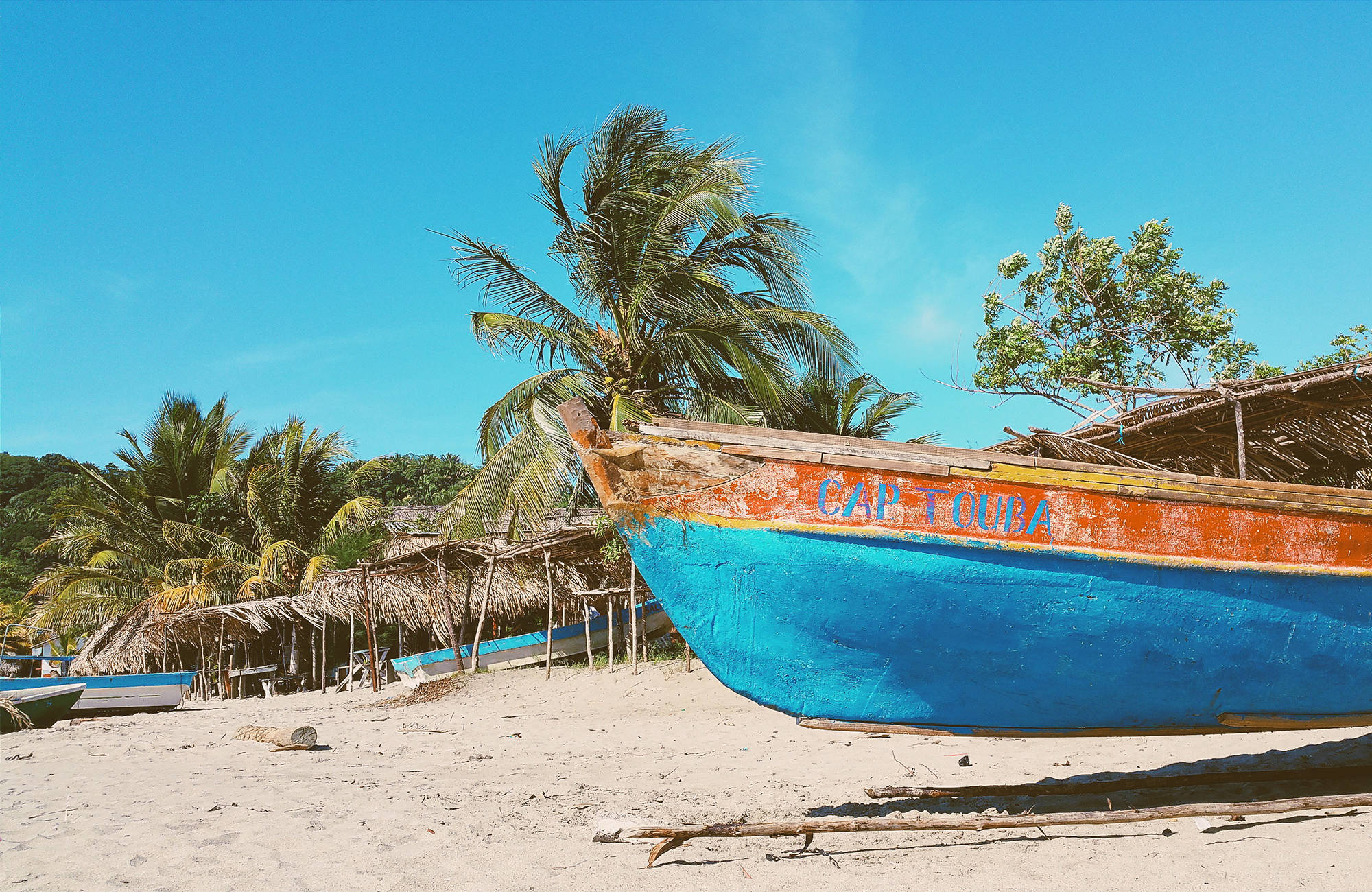 honduras-boat-beach-cover