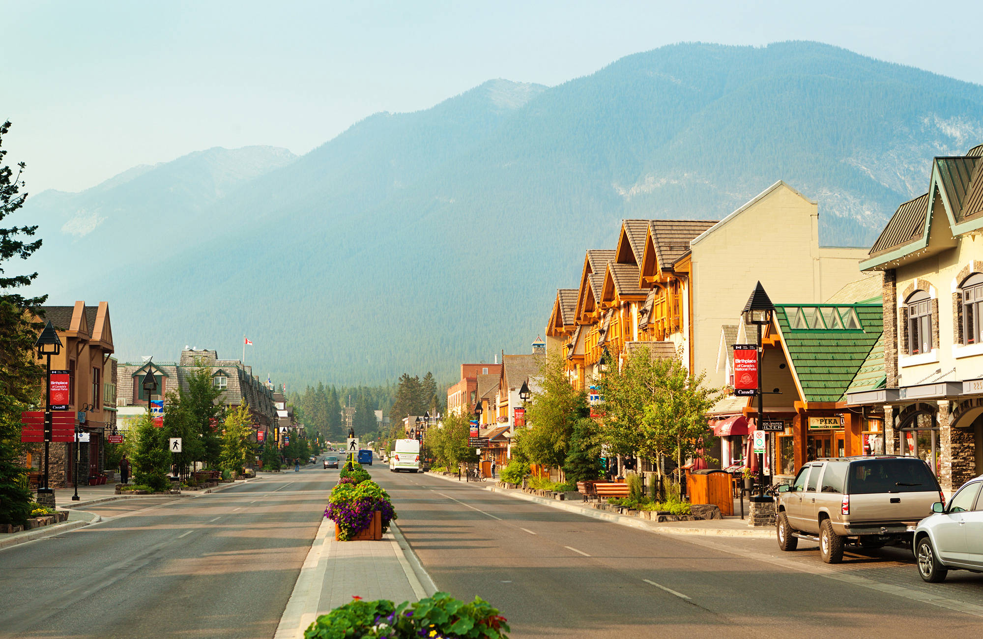 Banff Town er et stop værd på vej ind i nationalparken