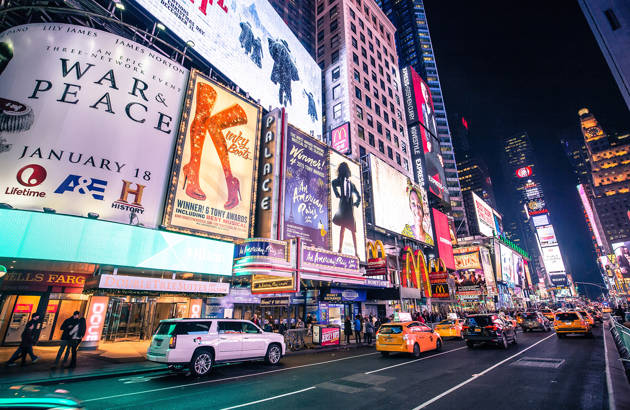 neon billboards på jeres studierejse til New York