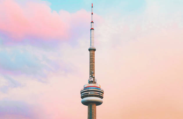 Se Torontos CN tower på studierejsen til Toronto