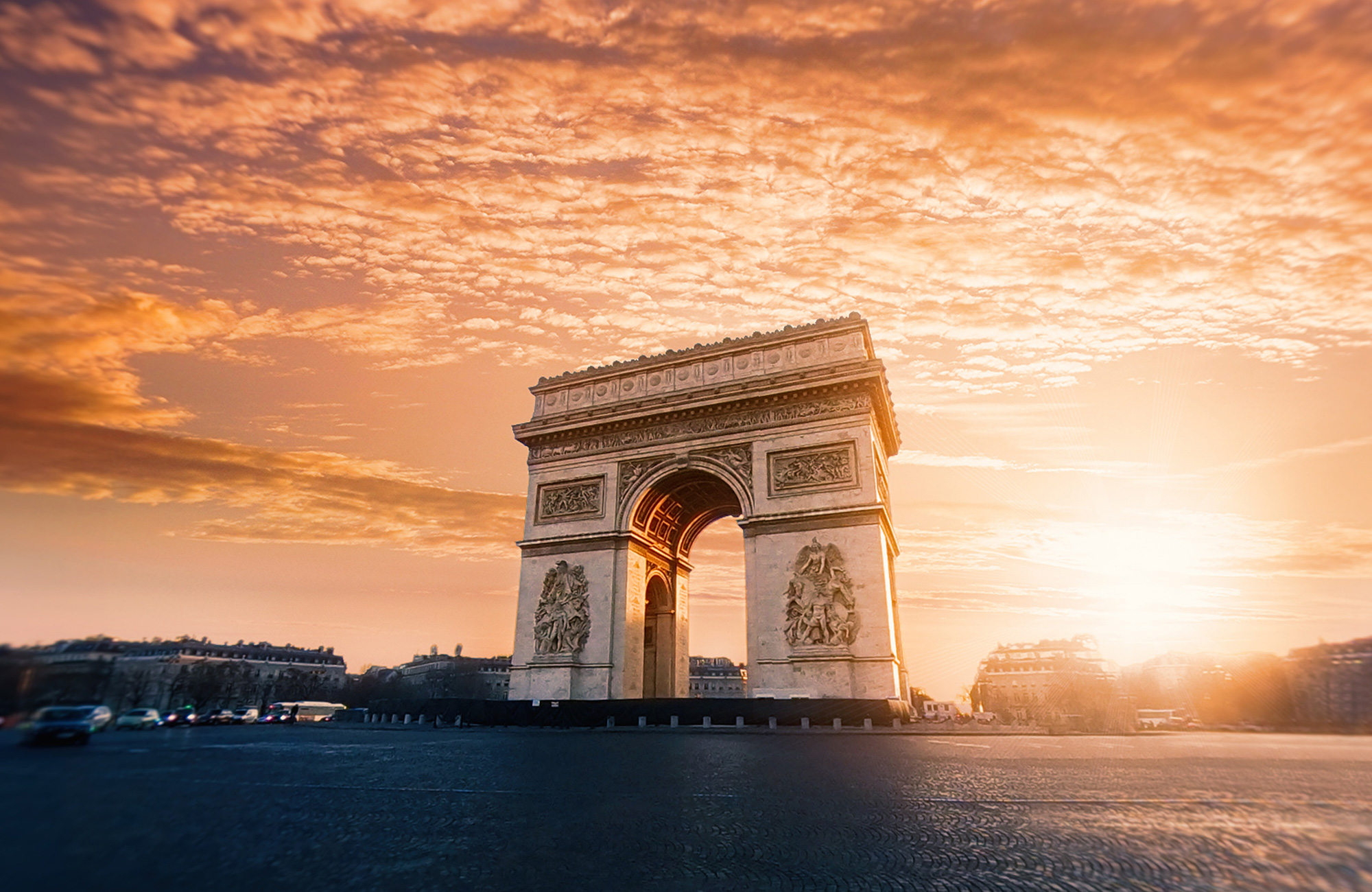 se triumpfuen på jeres studietur til paris