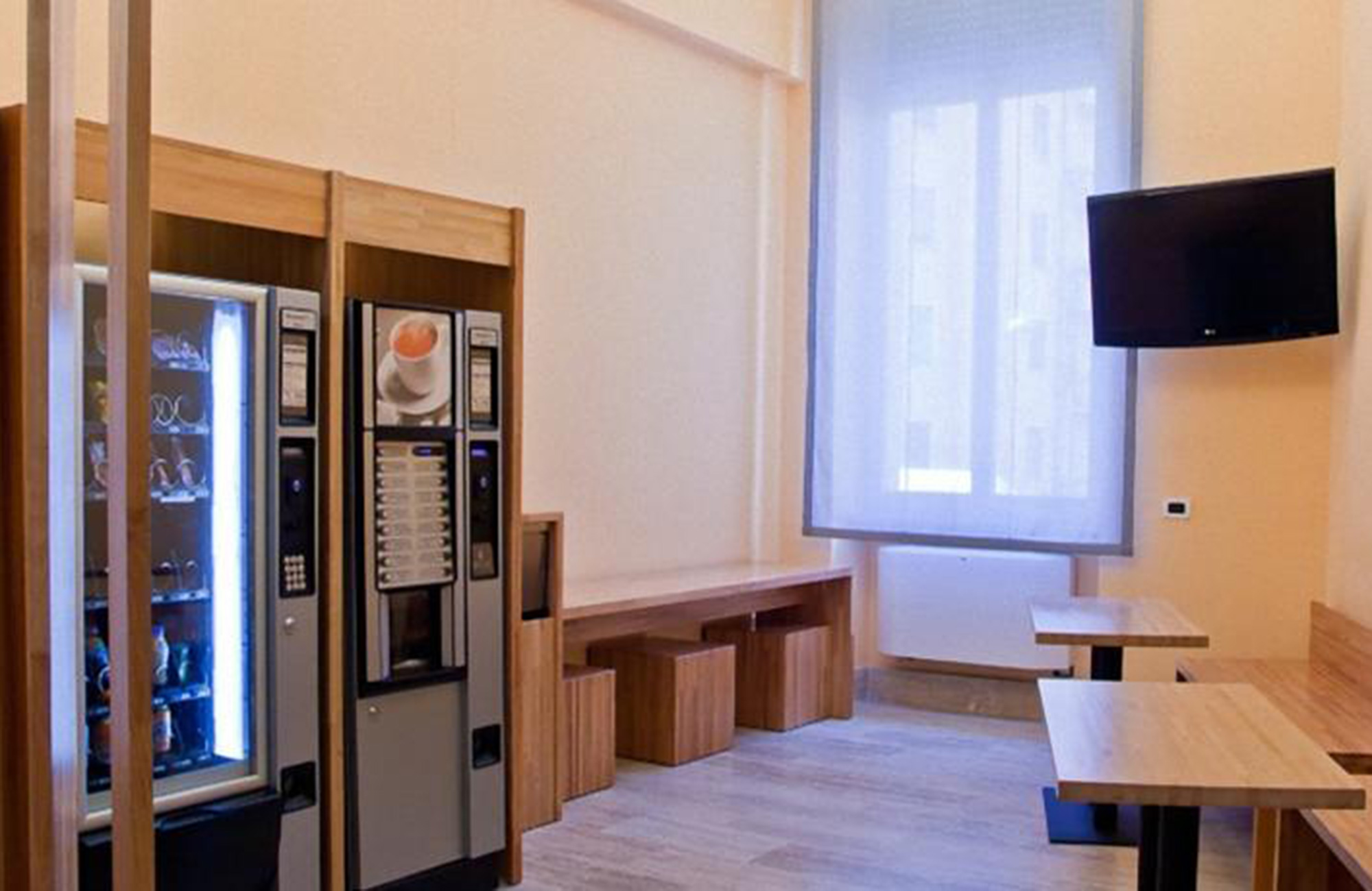 snackmaskine på Hostel Roma Scout Center i rom