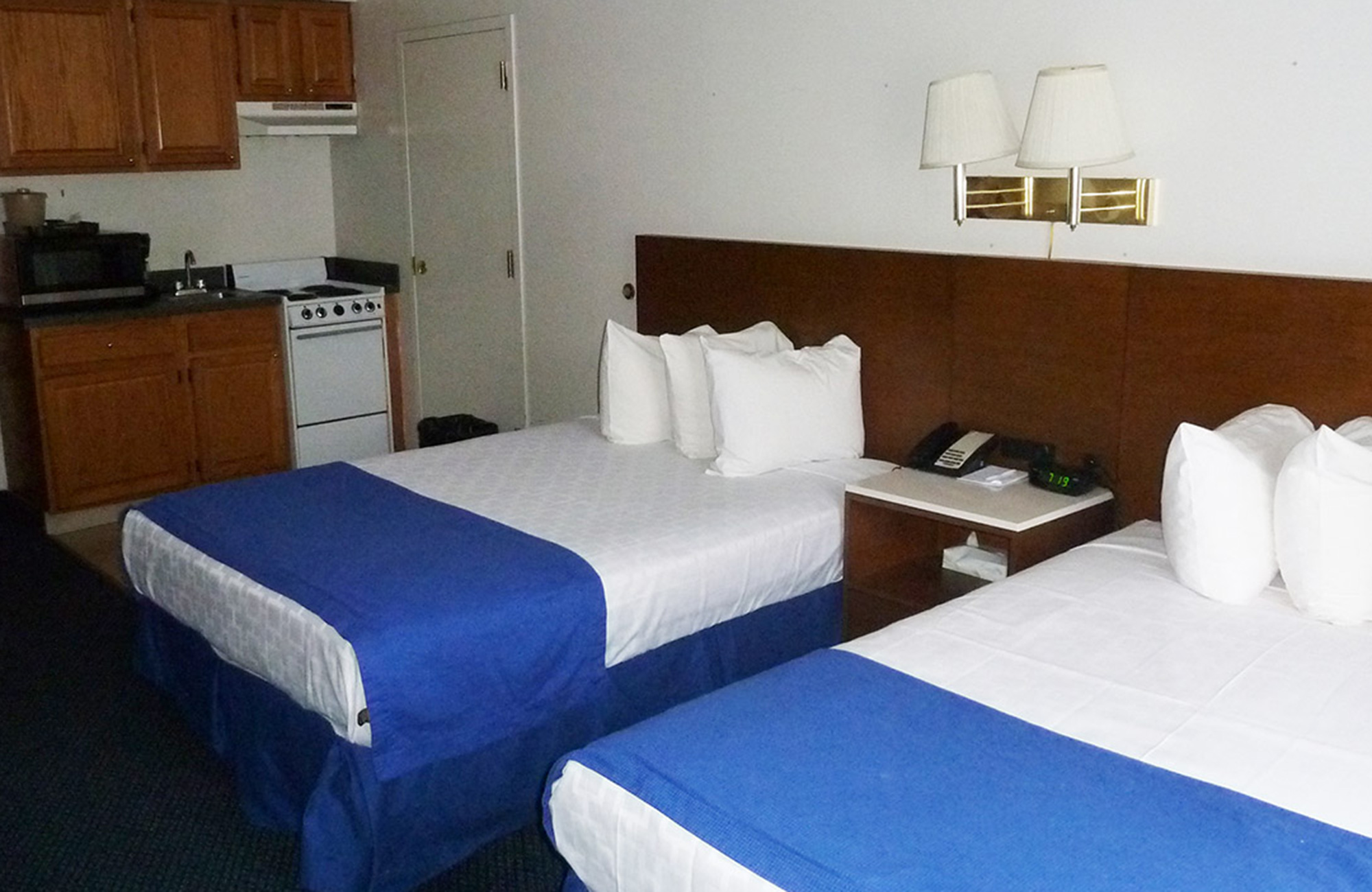 soveværelse på Constitution Inn i Boston