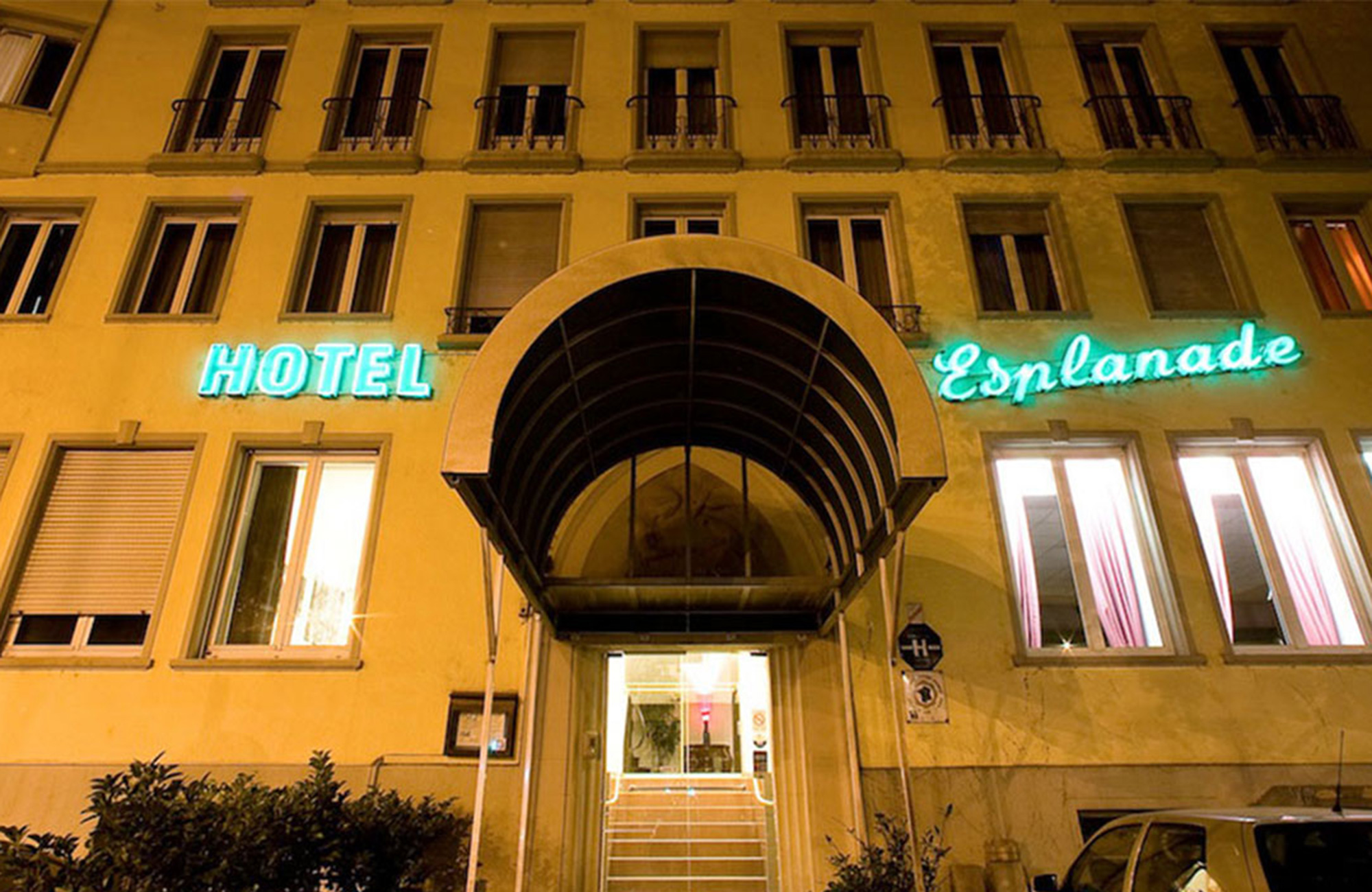 facaden på Hôtel Esplanade i strasbourg 
