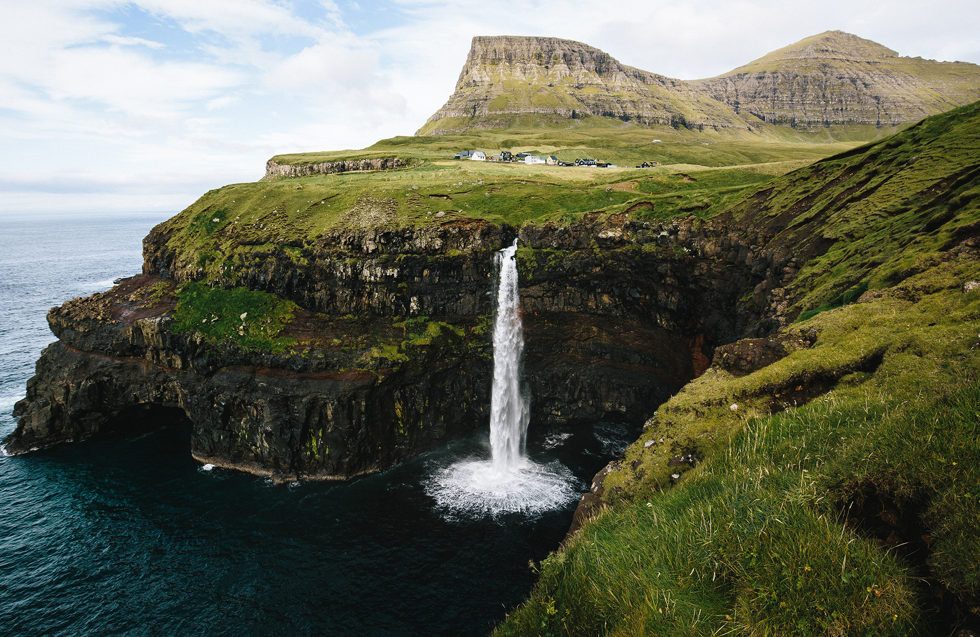 vandfald på færøerne