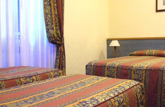 Et værelse på Hotel Stella i Rom