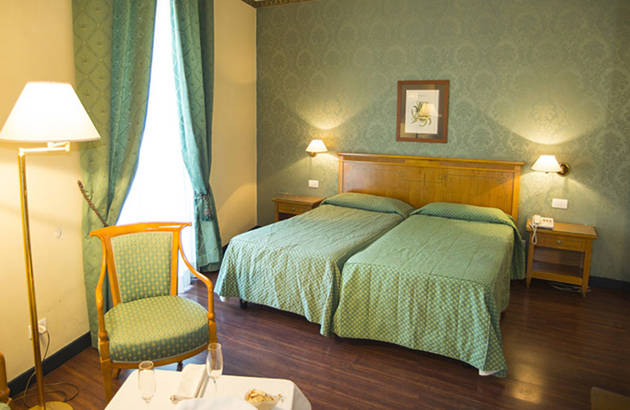 Et værelse på Hotel Real Orto Botanico i Napoli