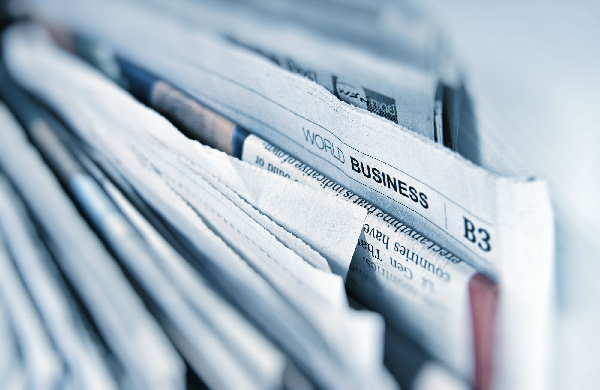 gå på journalisthøjskole i udlandet