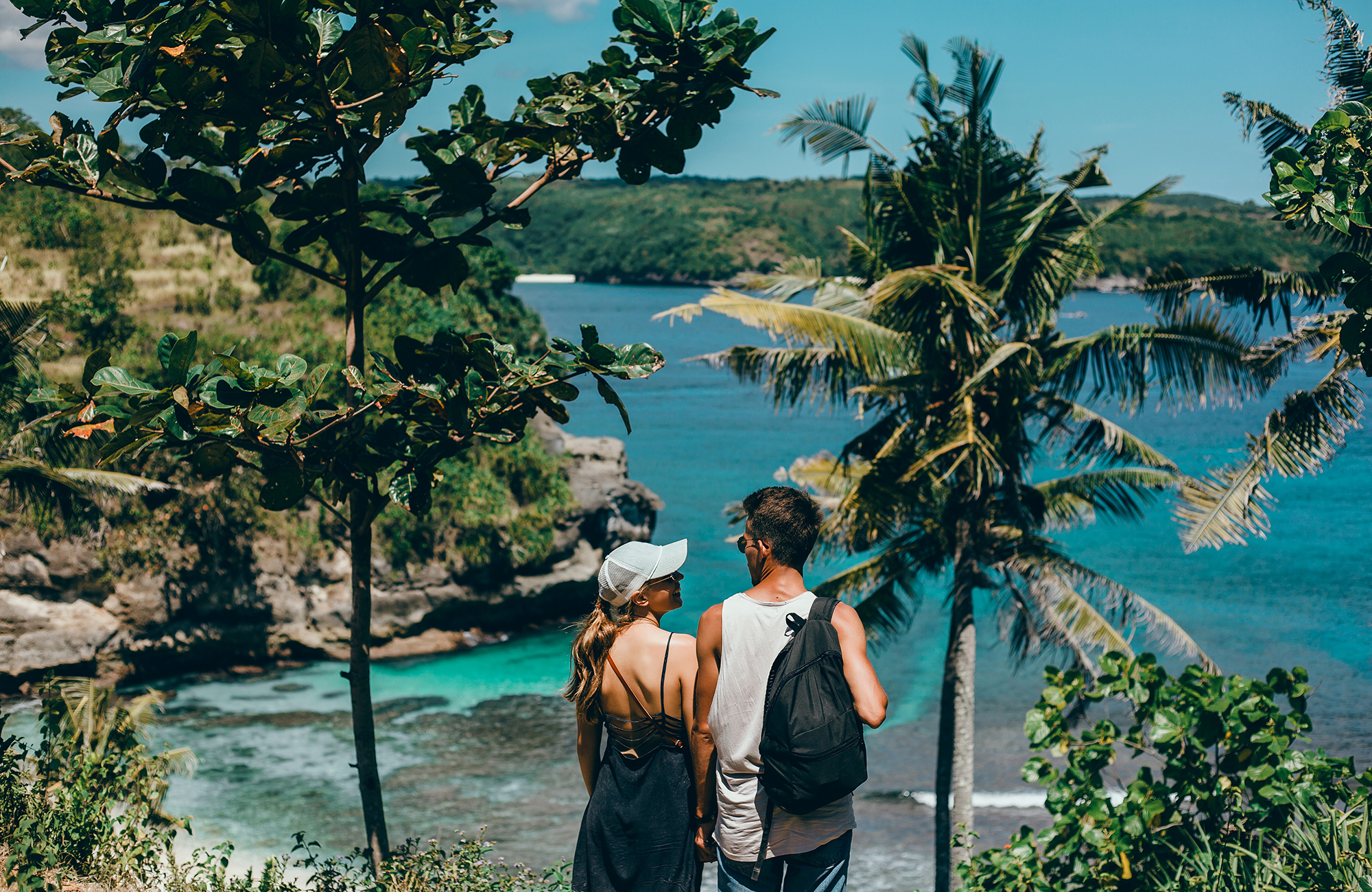 thailand-palmtrees-couple