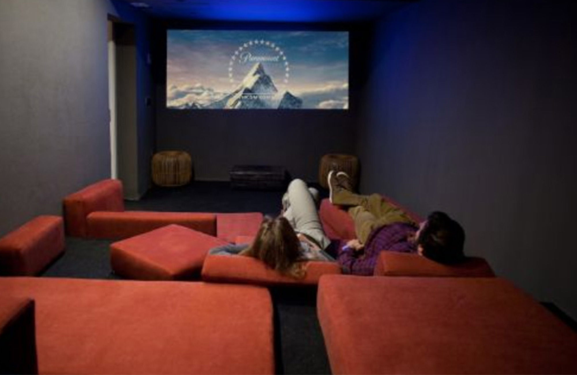 Biograf på TOC hostel i Sevilla til studieturen