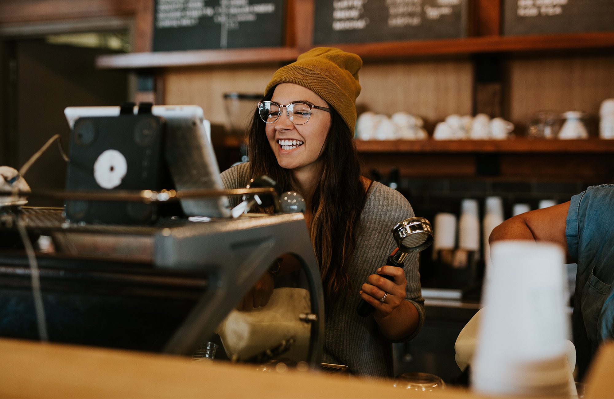 Working-holiday-girl-barista