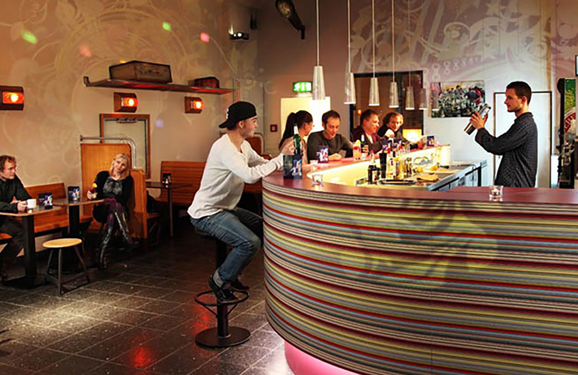 Receptionen på Industriepalast Hostel & Hotel i Berlin