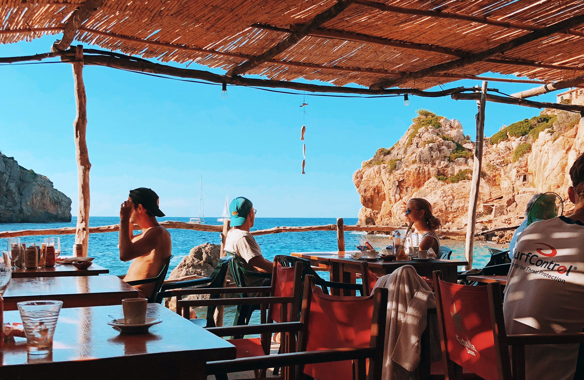 nyd solen på studieturen til Mallorca