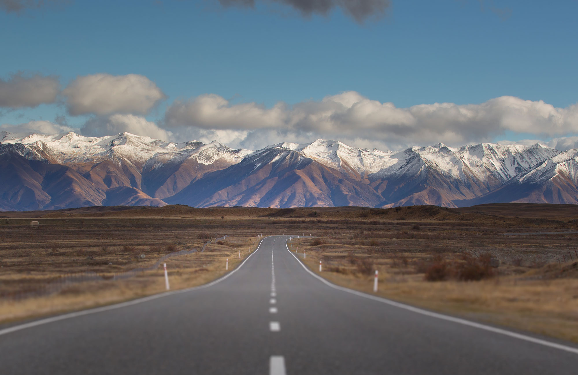 Hi5 autocamper fra Travellers Autobarn