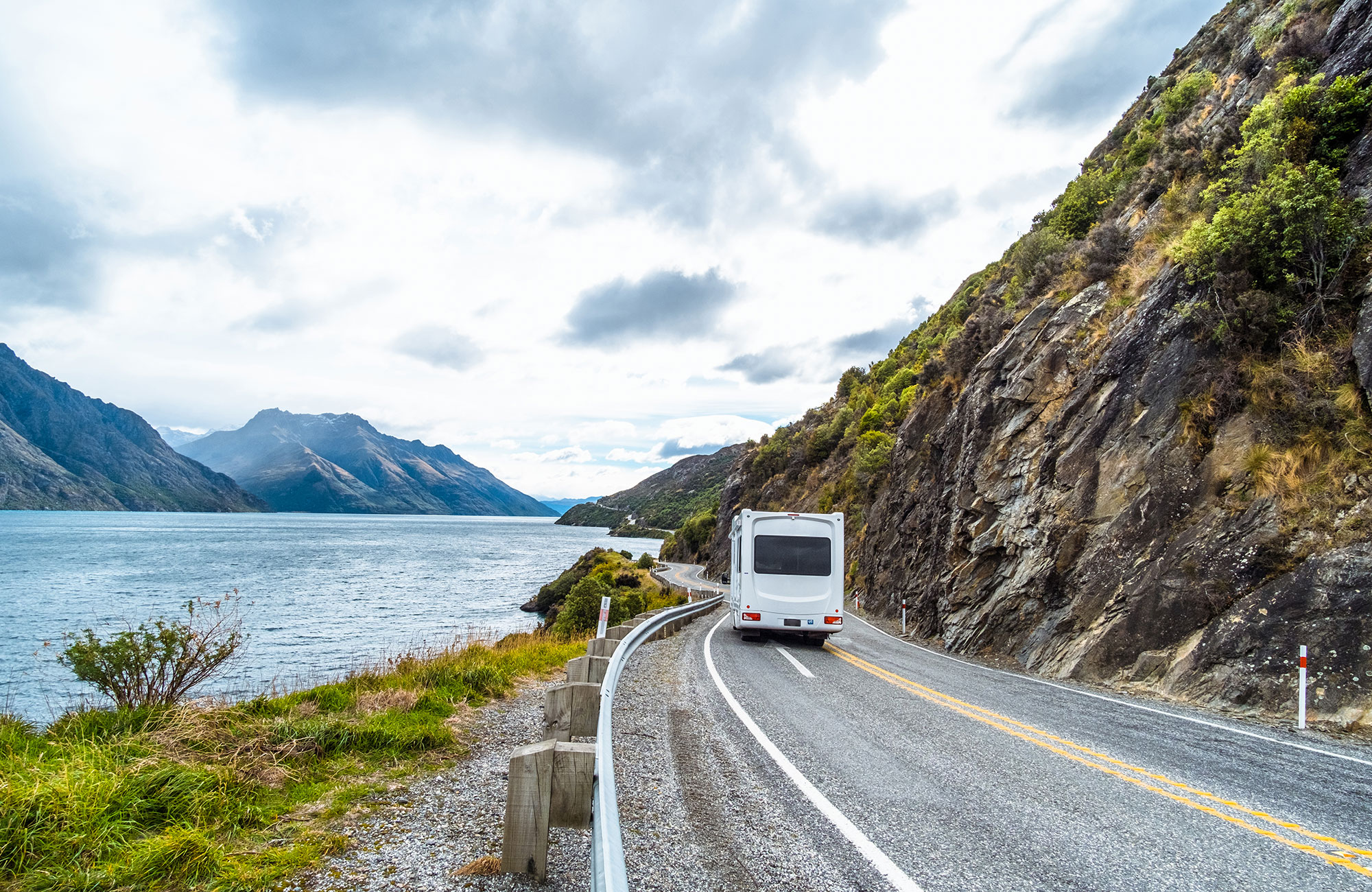 Frontier autocamper fra Britz i New Zealand