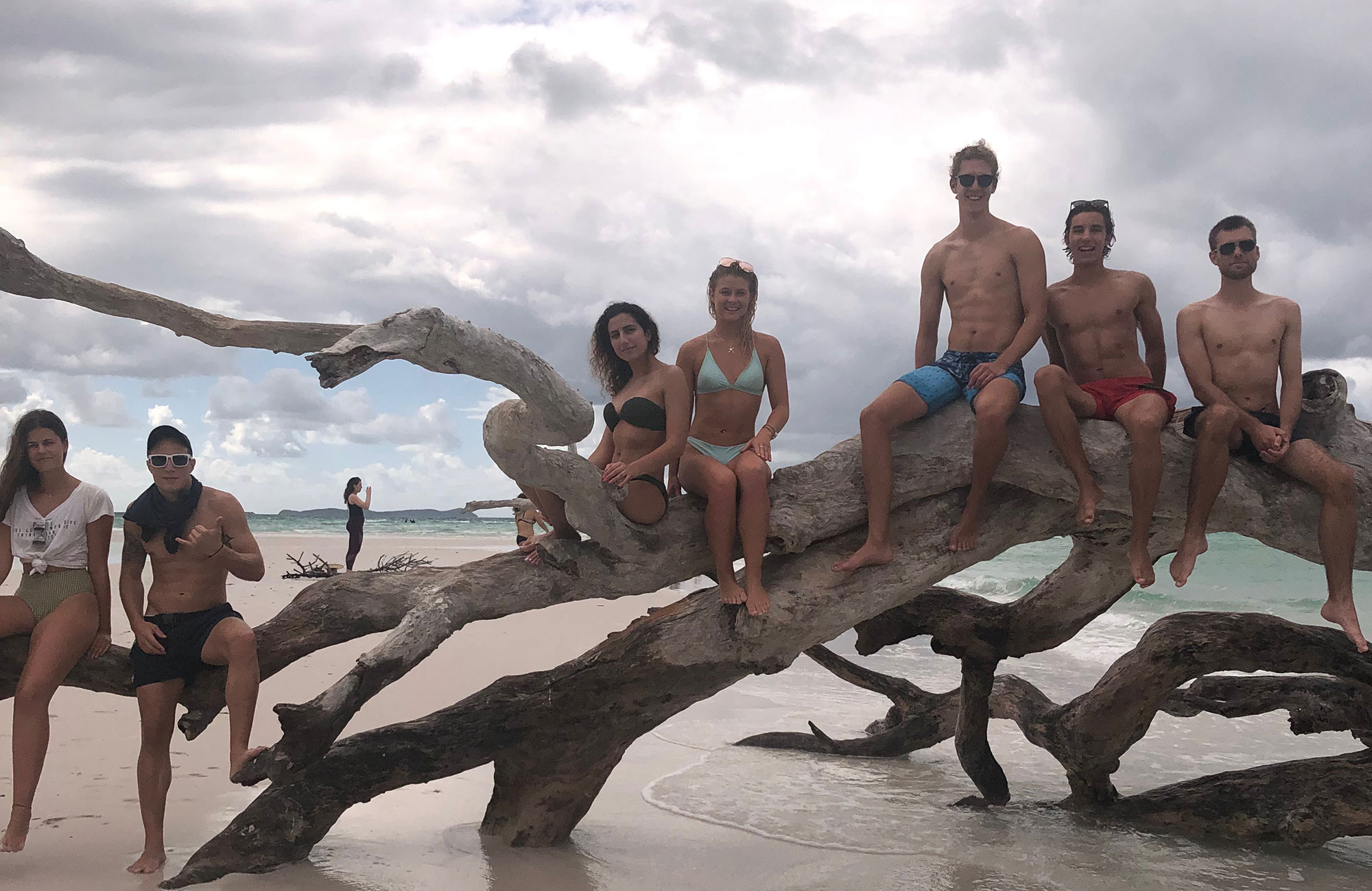 studerende nyder livet i Sunshine Coast