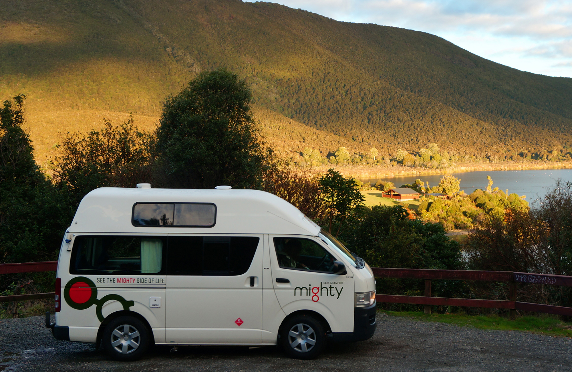 Highball Autocamper fra Mighty i New Zealand