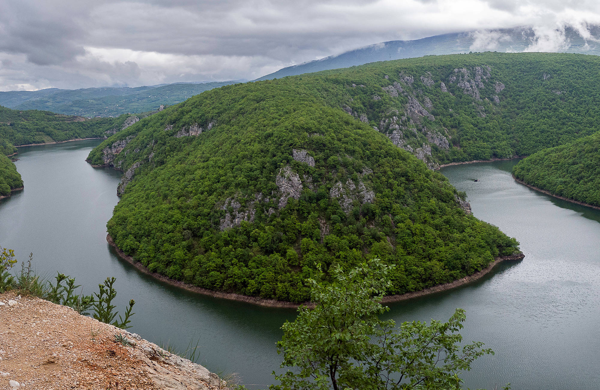 Oplev de mange smukke floder i balkan