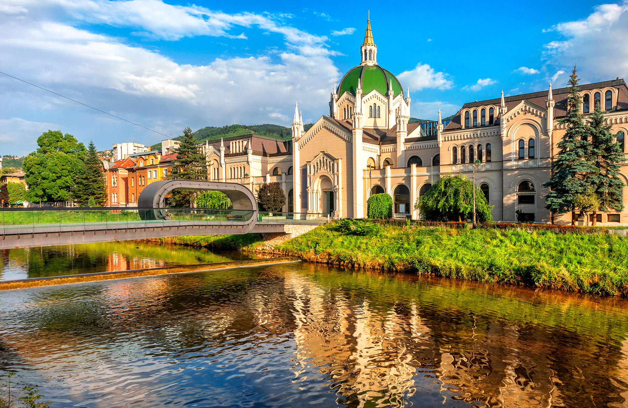 se den runde bro på jeres studietur eller skolerejse til sarajevo