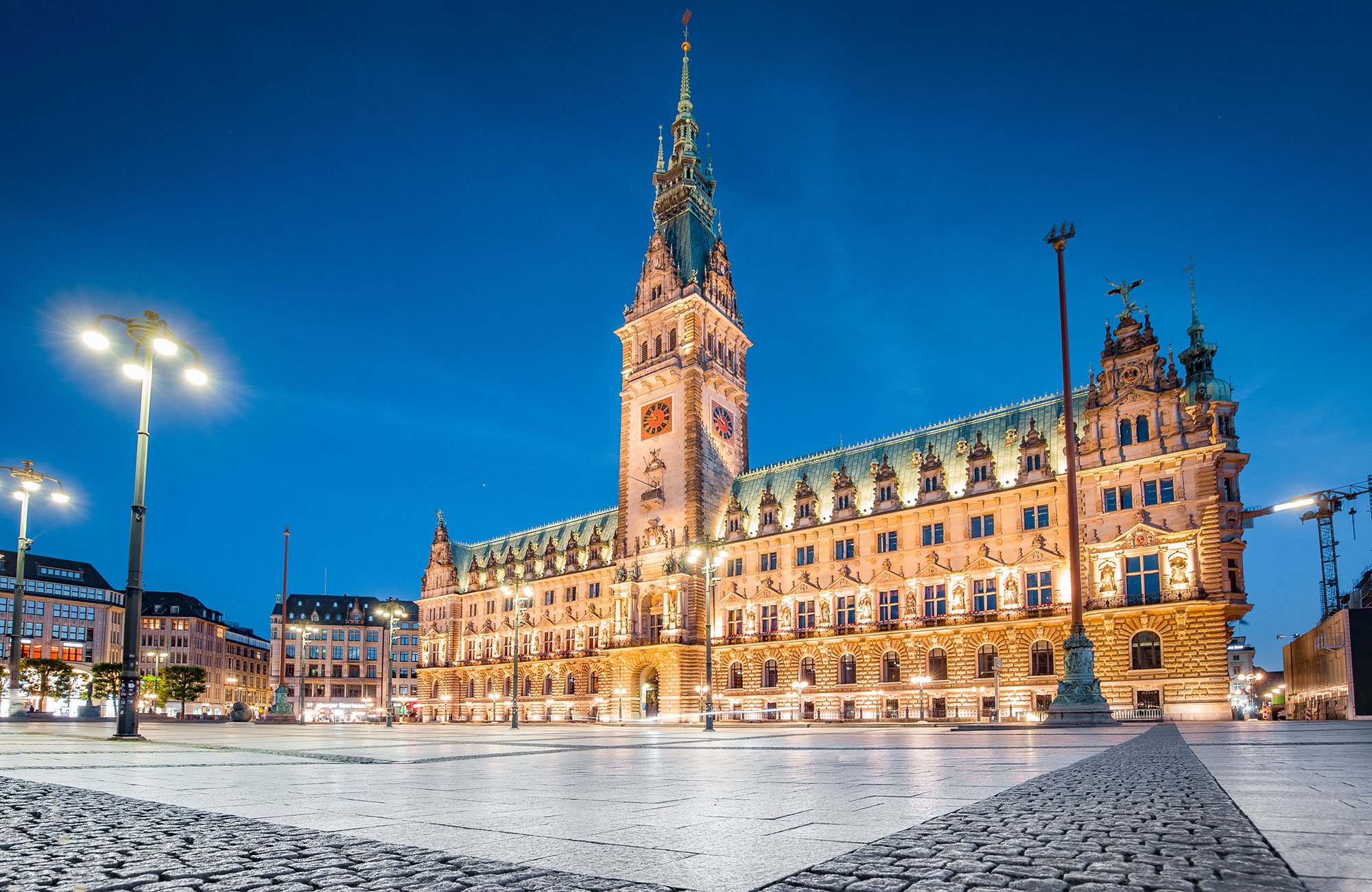 se rathausmarkt square på jeres studietur til Hamborg