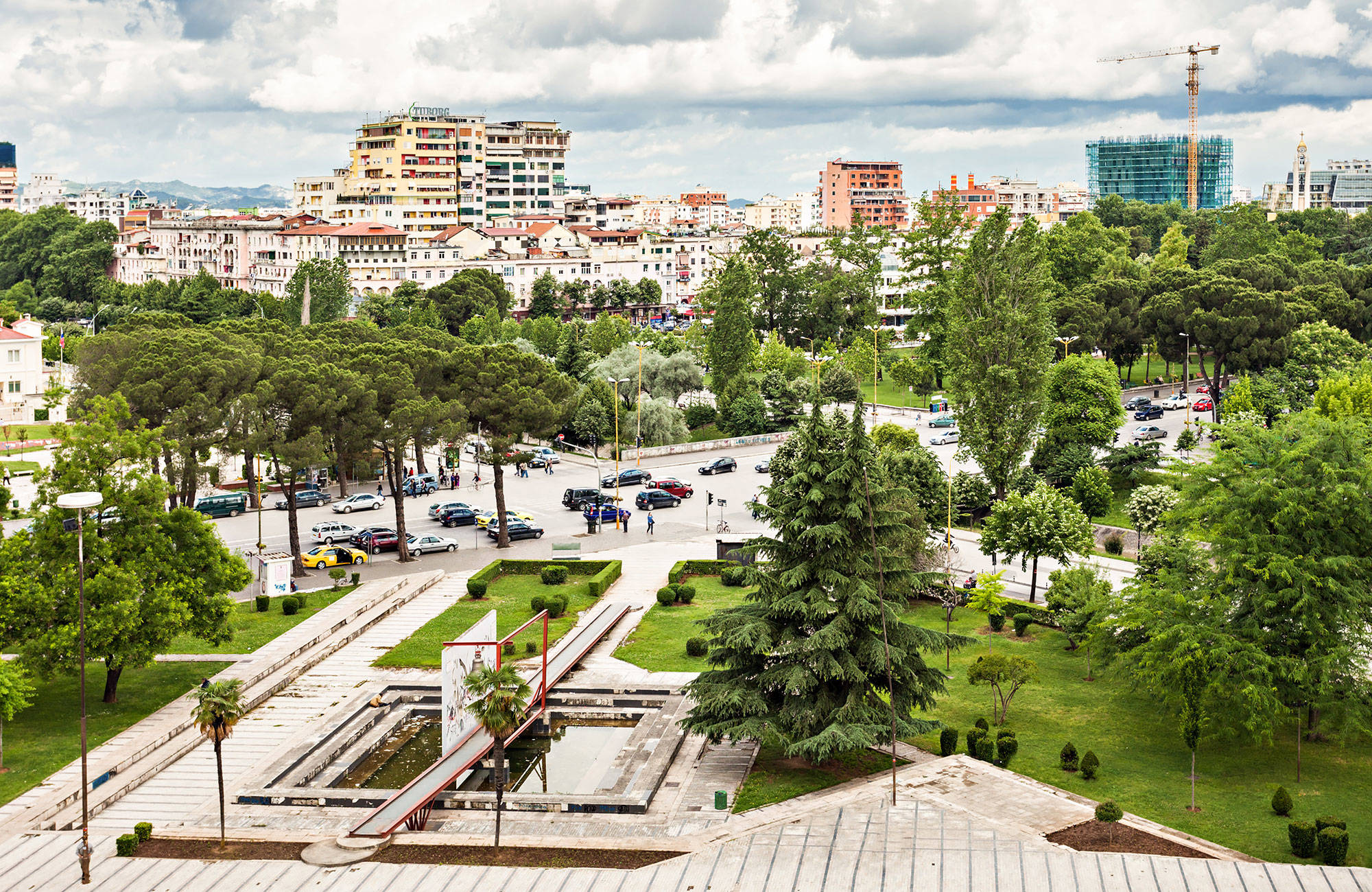 Slut rundrejsen af i Albaniens hovedstad, Tirana