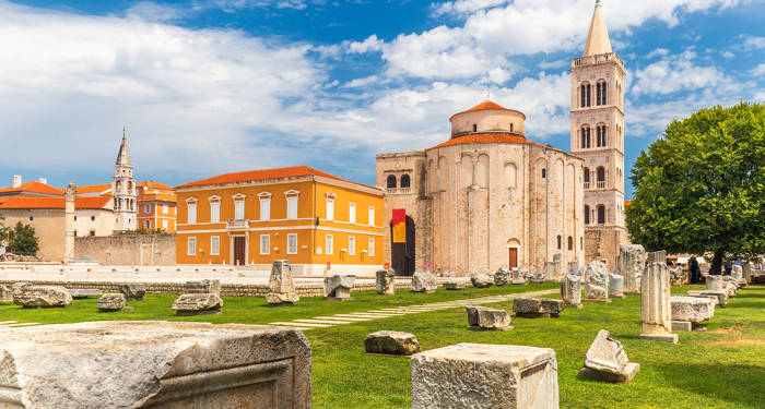 Udforsk nogle af de middelalderlige seværdigheder i Zadar