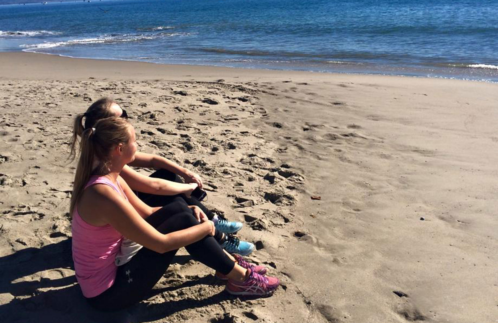 Girls At Beach Santa Barbara City College Usa