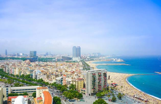 besøg strandene på jeres studietur til Barcelona