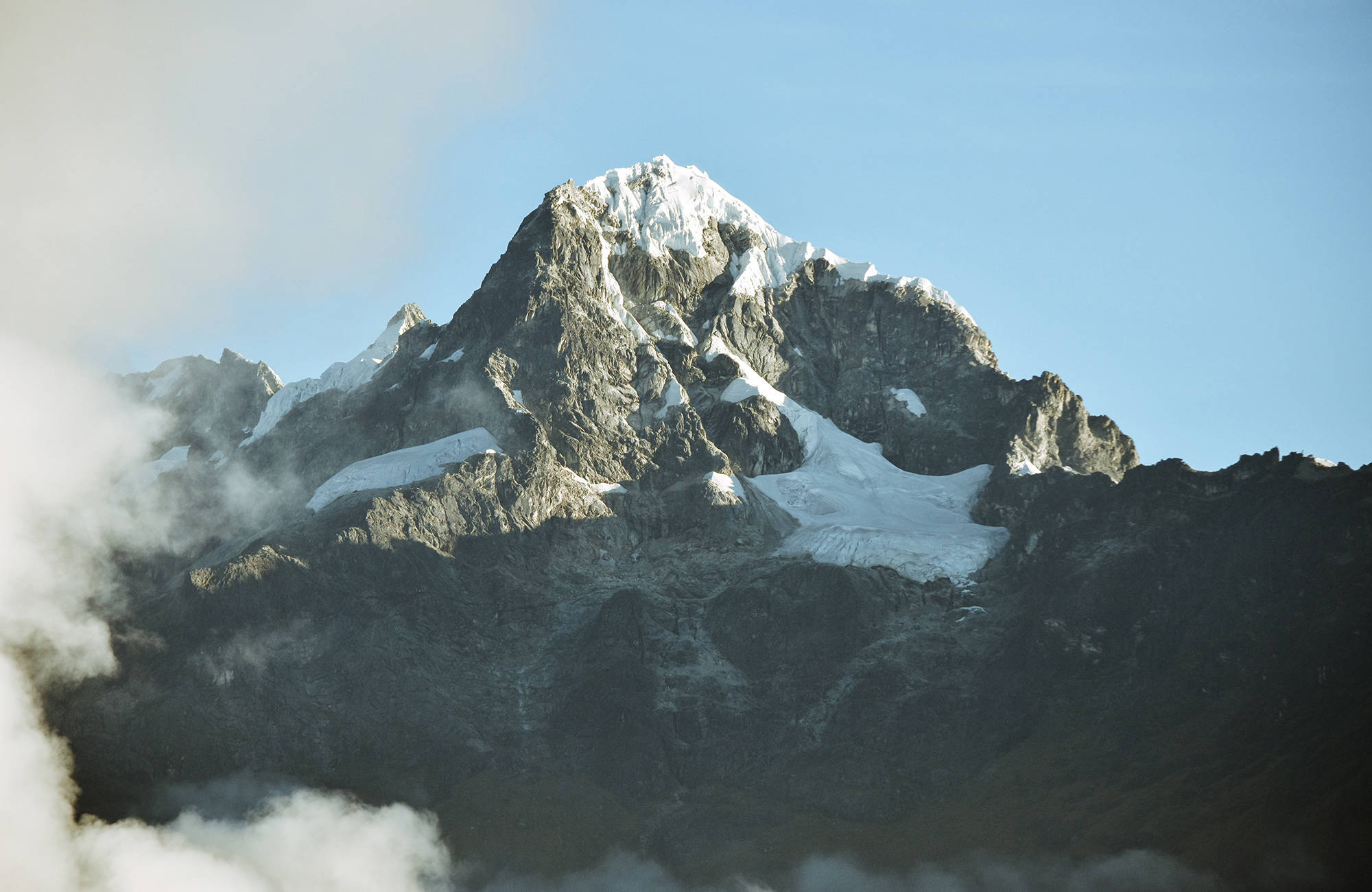 machu-picchu-peru-mountain-inca-trail-cover
