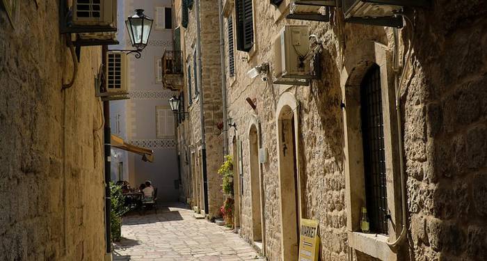 Old town Bars charmerende gader i Montenegro