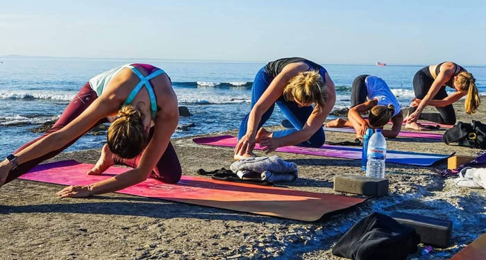 dyrk yoga i cascais på din rejse til portugal