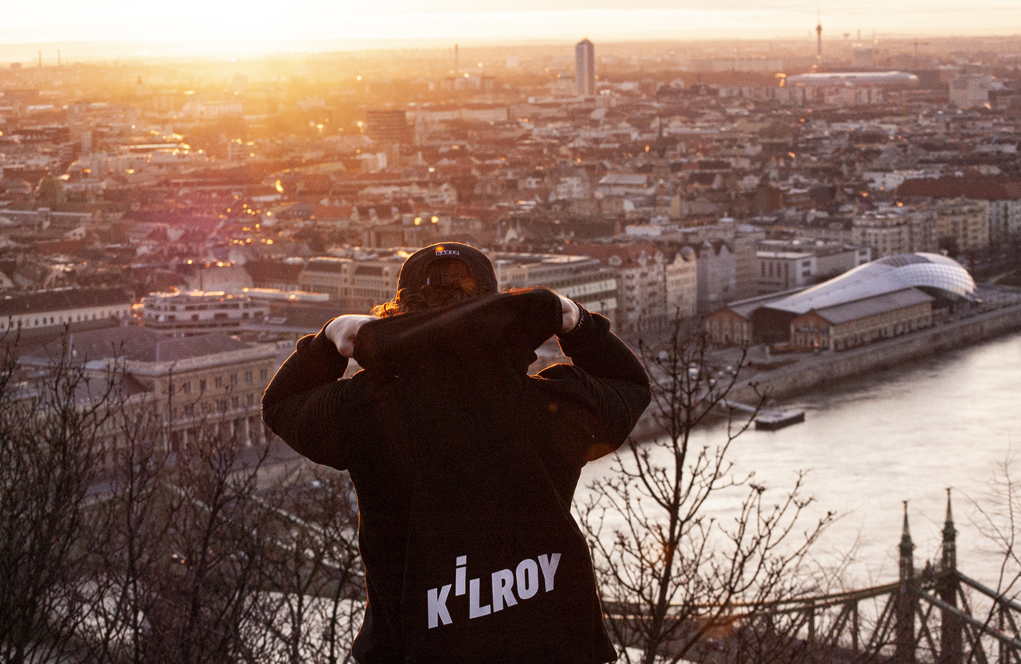 Elever på billig studietur til Portugal