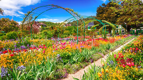 211-europe-incoming-france-paris-monet-garden